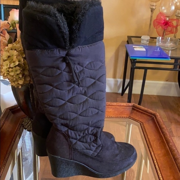 Black fur boots with small heel - Picture 5 of 5